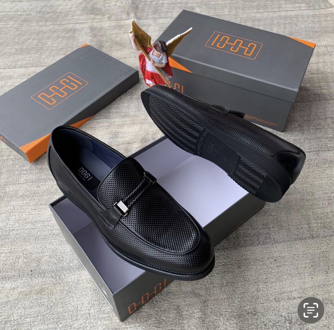 Classic OGGI Formal Loafers